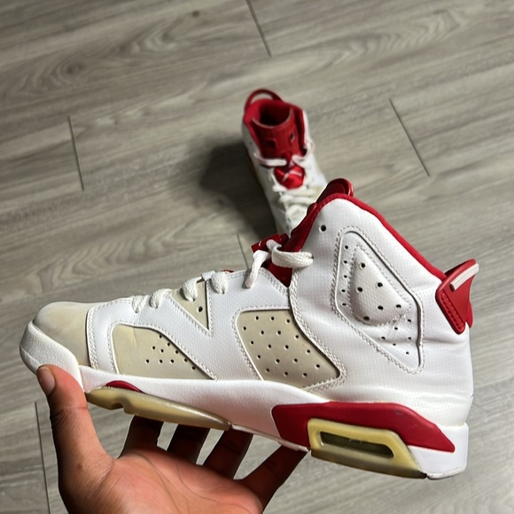 Air Jordan 6 Alternate Hare White & Red (8.5) - Picture 6 of 13